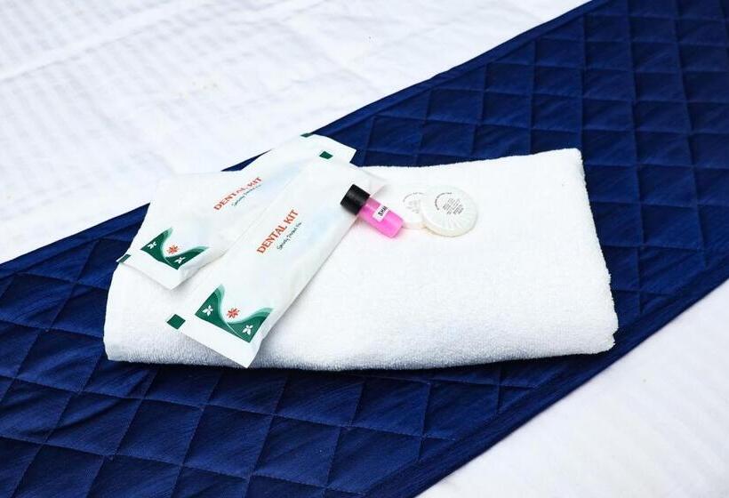 בית מלון כפרי Bay Walk Residency