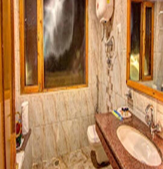 בית מלון כפרי Bhimas Deluxe Tirupati