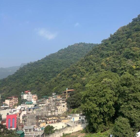 בית מלון כפרי Devlok Homes