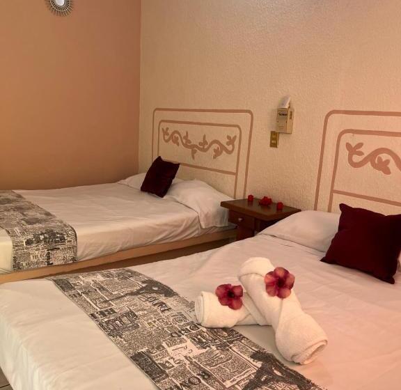 בית מלון כפרי El Almirante