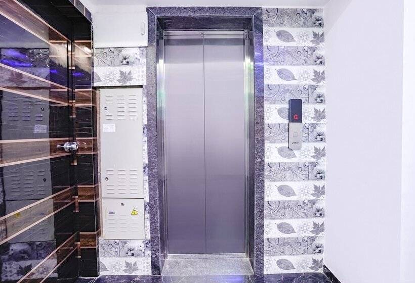 Hotel Fabexpress Kirtiraj