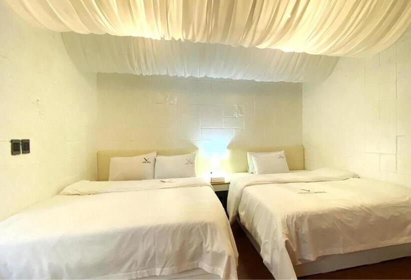 Hotel Garden Pool Villa Lee Chung Jung