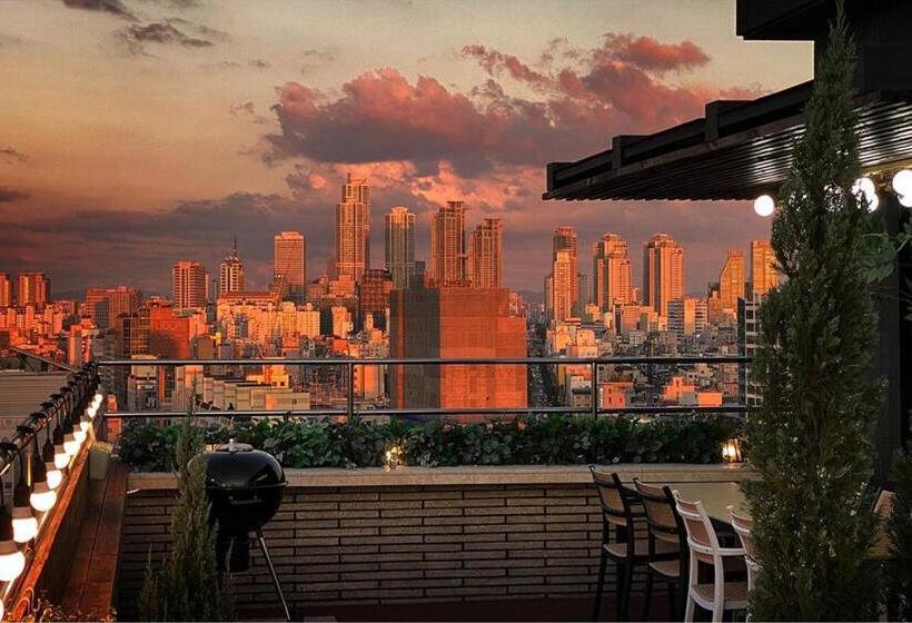 Hotel Garden Pool Villa Lee Chung Jung