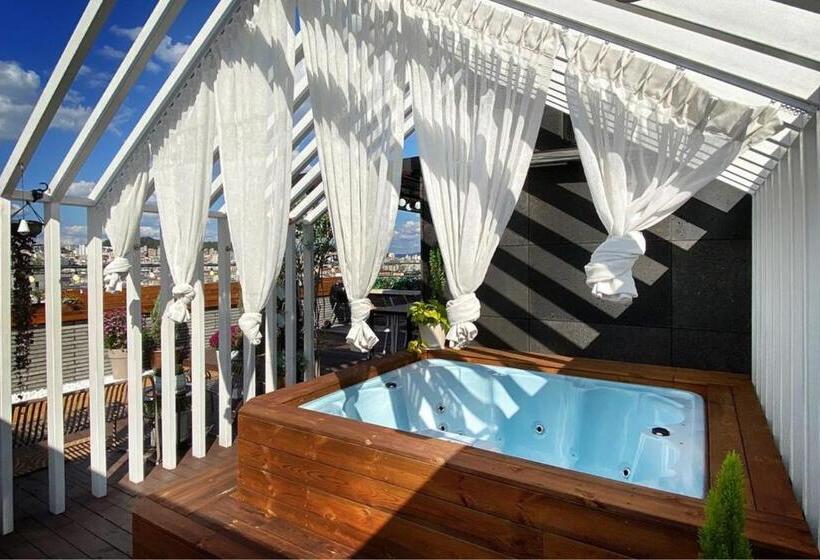 Hotel Garden Pool Villa Lee Chung Jung