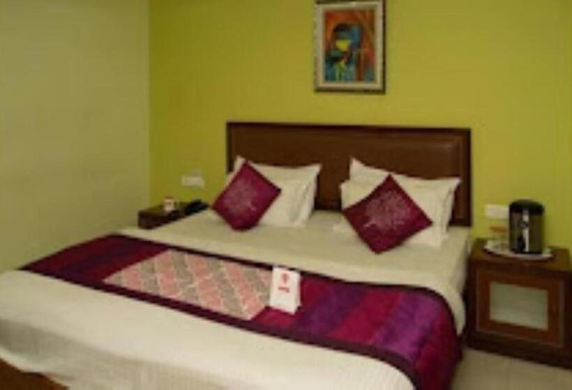 Отель Gokul Plaza,bhubaneswar