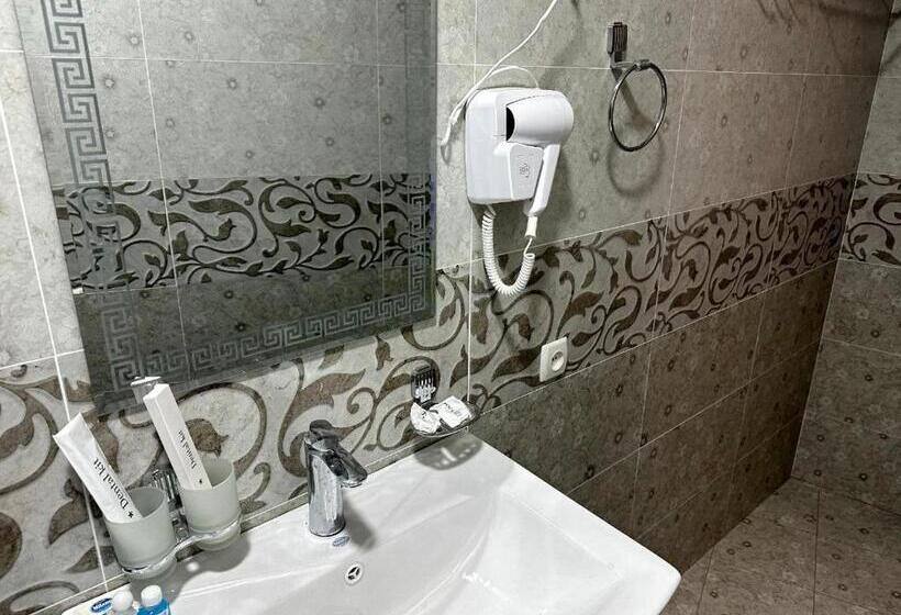 בית מלון כפרי Gulnora