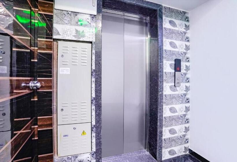 Hotel Fabexpress Kirtiraj