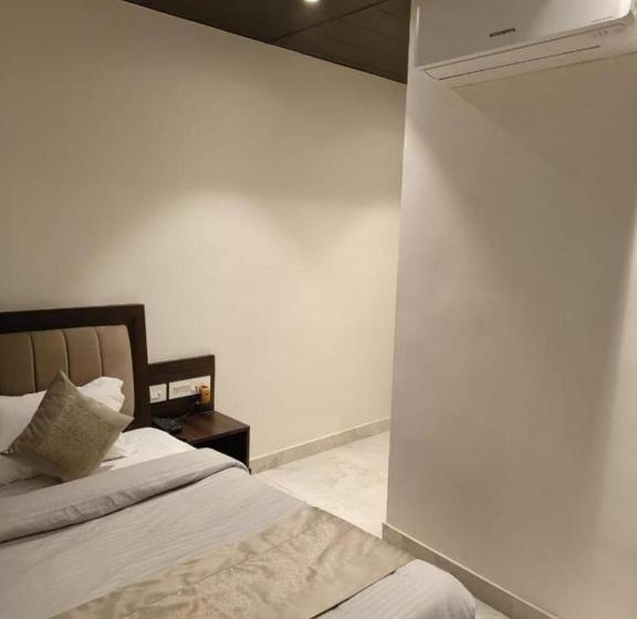 Отель Kashi Darshan