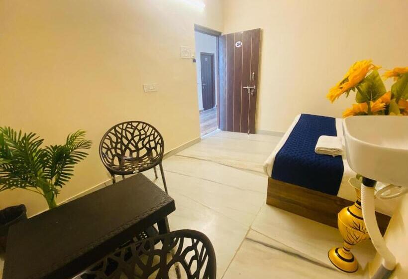 هتل Kp Suites Airport