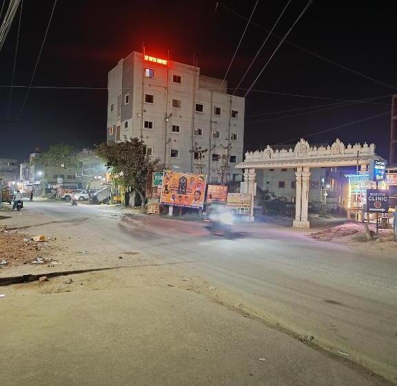 هتل Kp Suites Airport