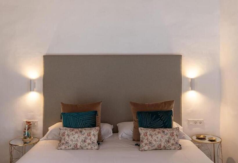 Отель Emblemático La Casa De La Camelia