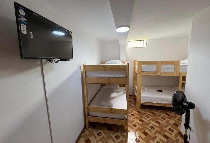 בית מלון כפרי Mihahi Beach