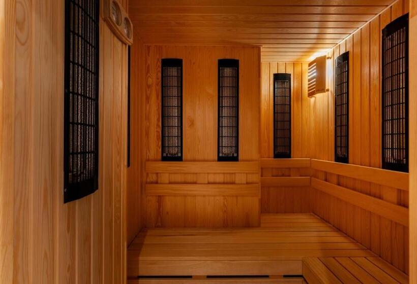 호텔 Noblesse Boutique&spa