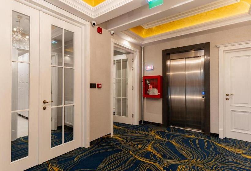 호텔 Noblesse Boutique&spa