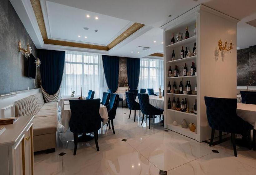 호텔 Noblesse Boutique&spa