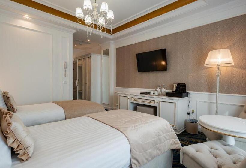 호텔 Noblesse Boutique&spa