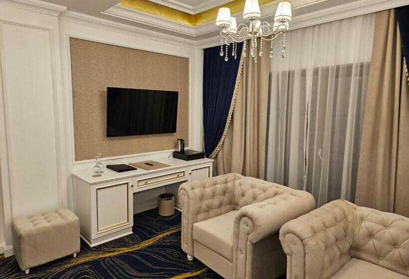 호텔 Noblesse Boutique&spa