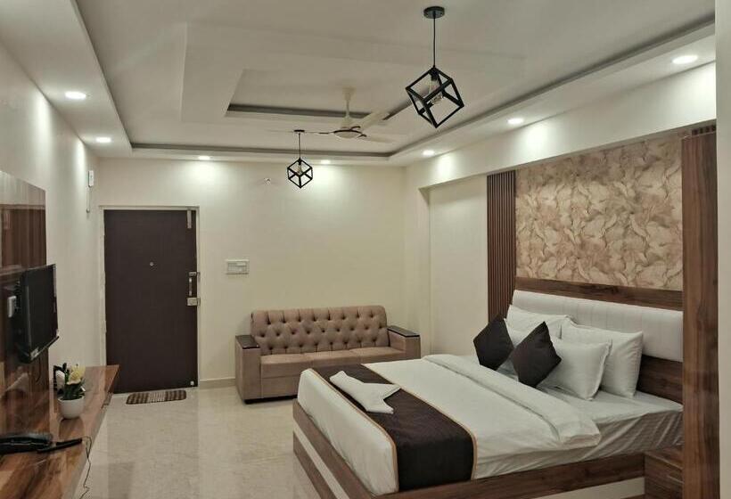 Отель Orchid Inn