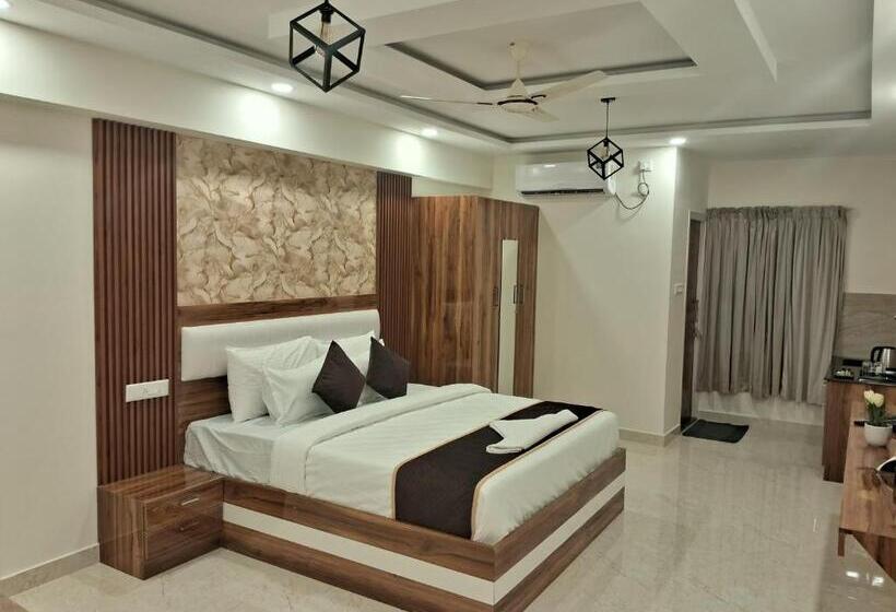 Отель Orchid Inn