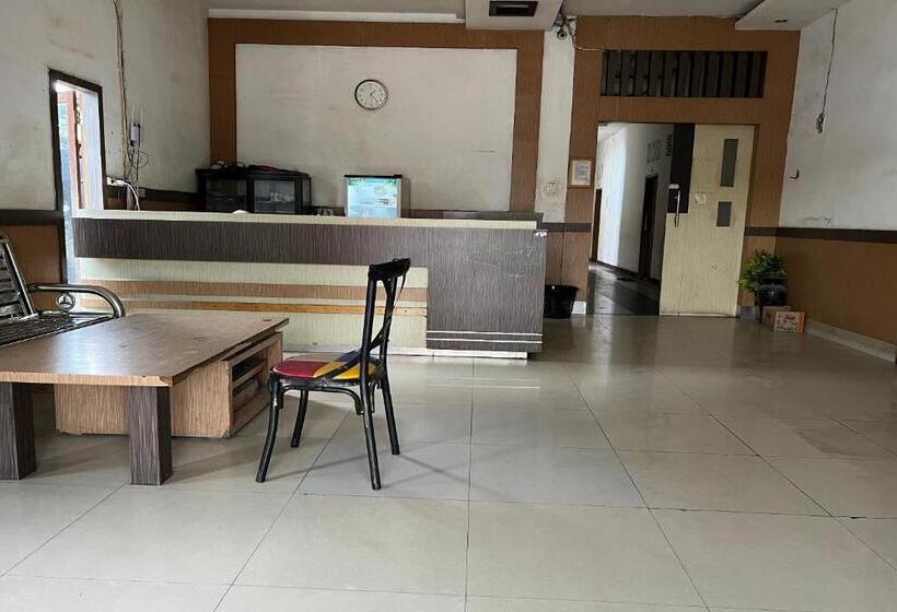 فندق Oyo 93429 Pondok Surya