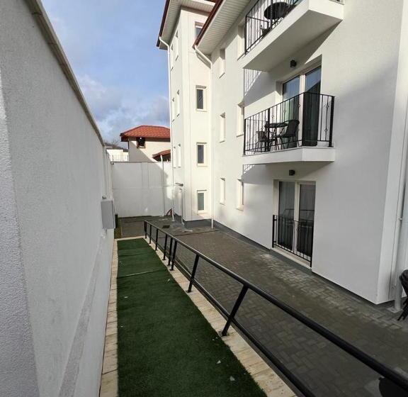 酒店 Parc Pini Resort