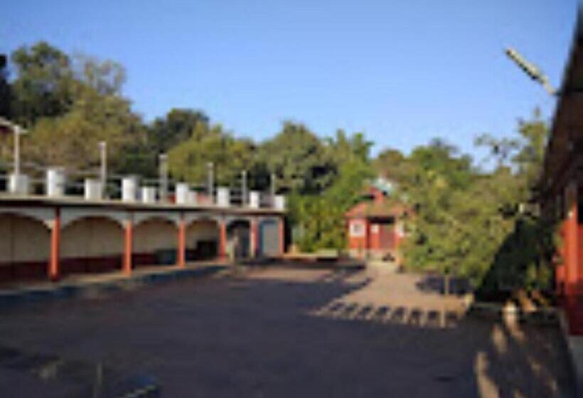 فندق Prabhusrukusti Krushi Paryatn Kendra , Satara