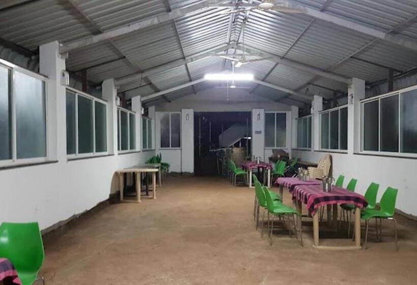 فندق Prabhusrukusti Krushi Paryatn Kendra , Satara