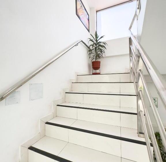 ホテル Quechuas Peru