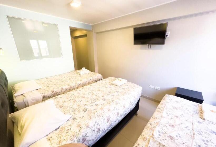 ホテル Quechuas Peru