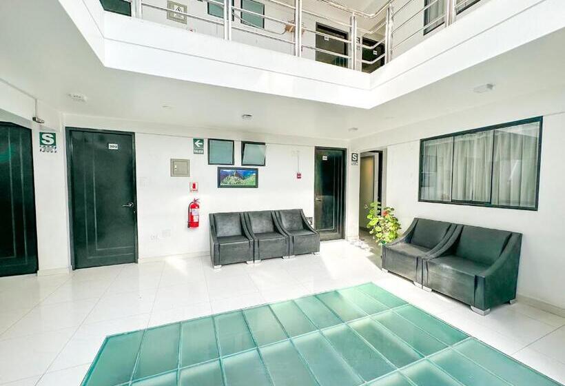 ホテル Quechuas Peru