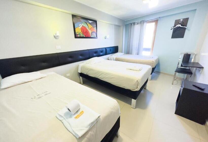 ホテル Quechuas Peru