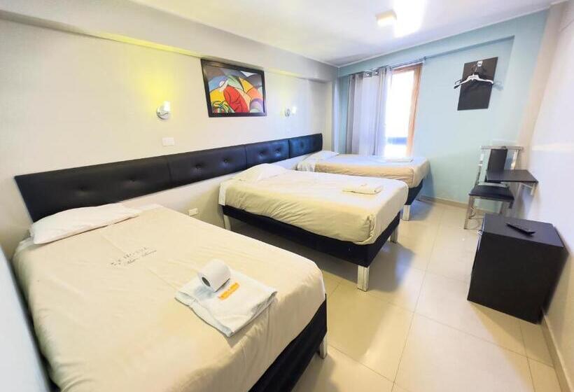 ホテル Quechuas Peru