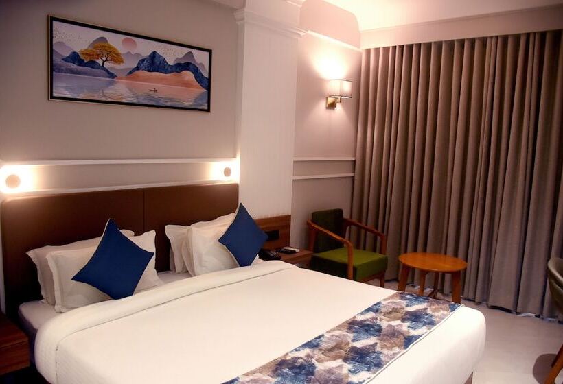 فندق Regenta Inn Motikhavdi Jamnagar