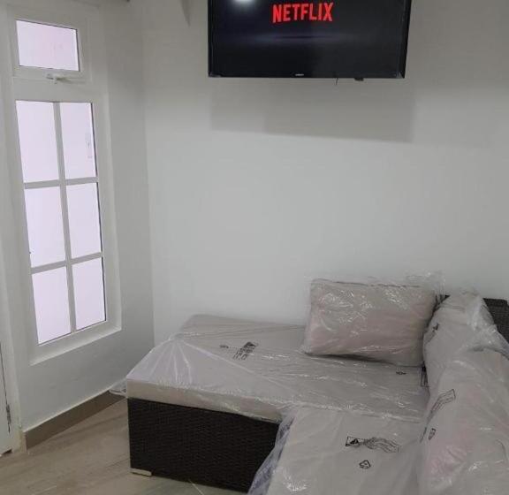 هتل Santa Julia Travel