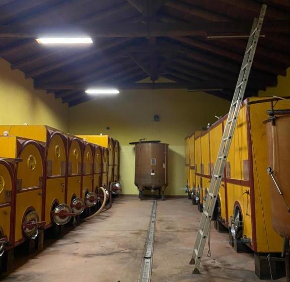 酒店 Tenuta Agricola La Cava  Cantina E Agriturismo