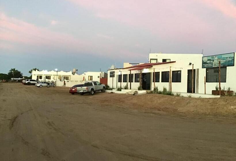 فندق Whale Tours And Sport Fishing Vista Mag Bay