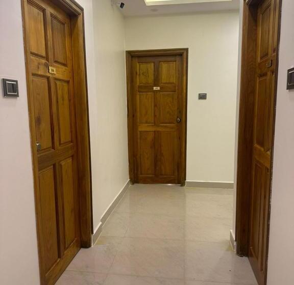 בית מלון כפרי Yatri Nivas Sagara