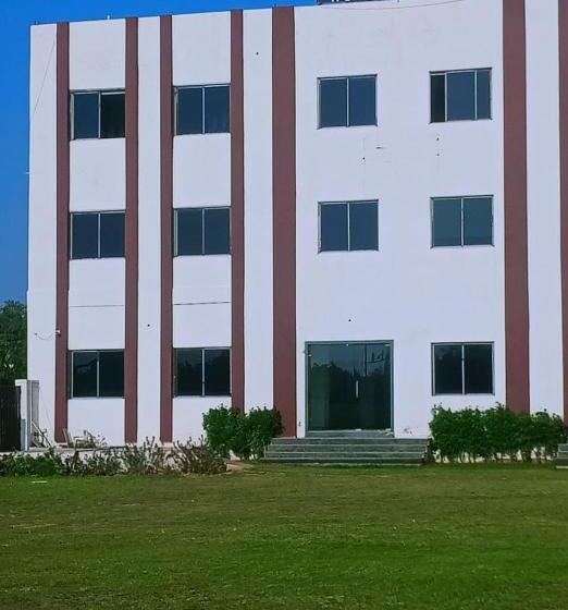 Meridian Hotel & Resort