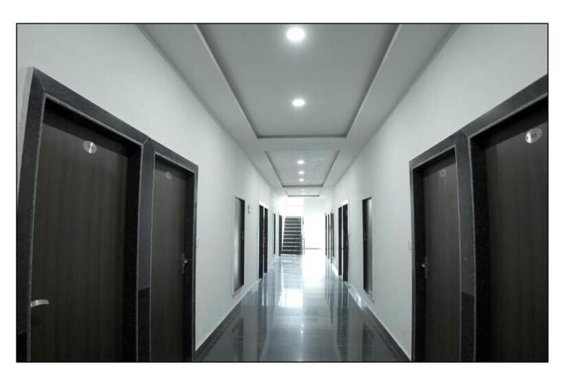 Meridian Hotel & Resort