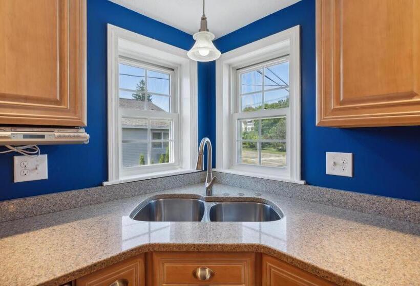 モーテル Stage Run By The Sea