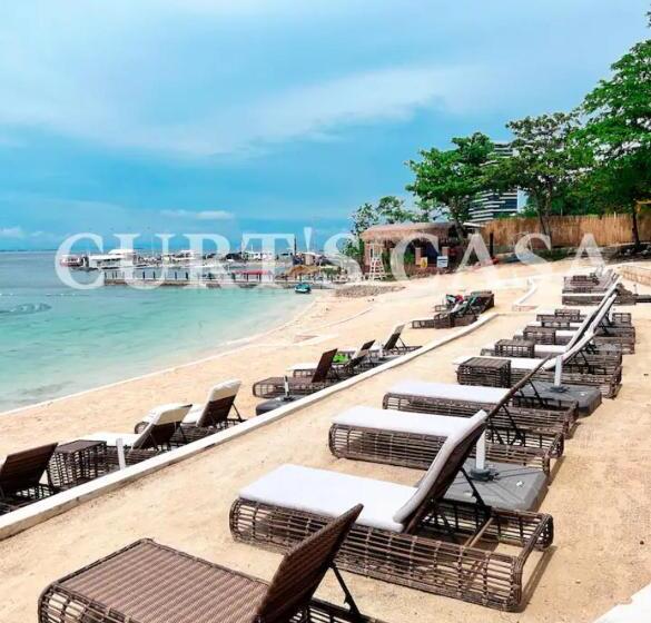 Mactan Newtown Near Airport! With Pool Access