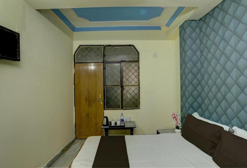 Oyo Flagship Hotel Rajendra Palace