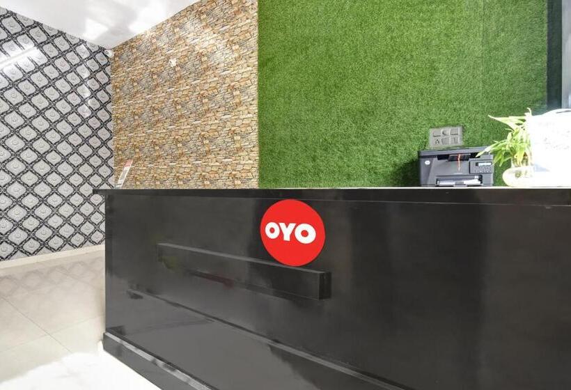 Oyo Hotel Dream Palace