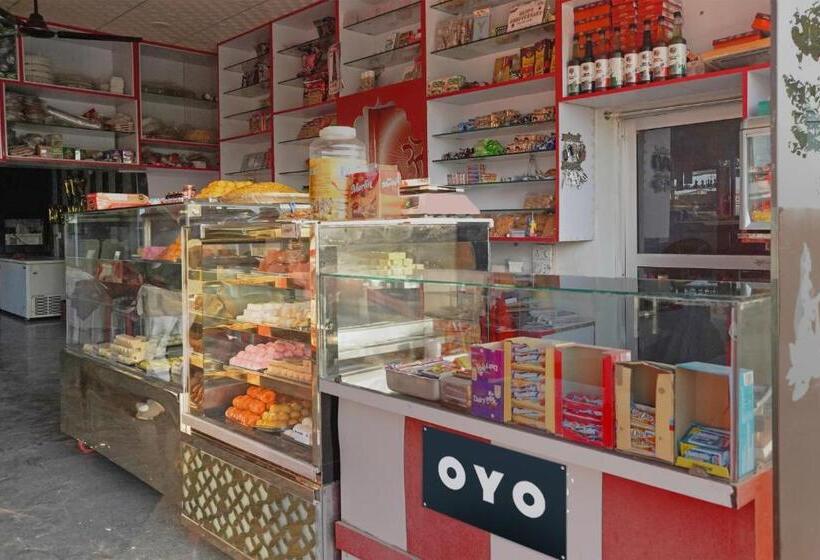 Shree Ram Hotel & Restaurant