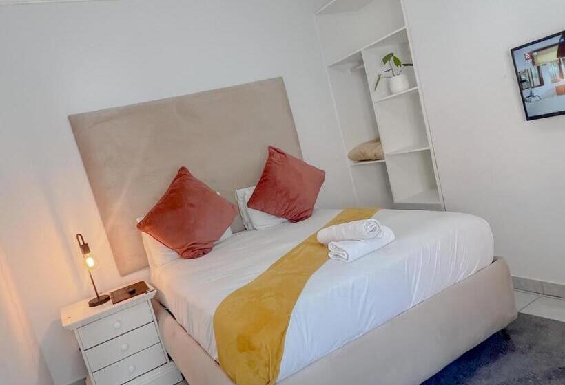 פנסיון Amoris Guesthouse   In Brooklyn