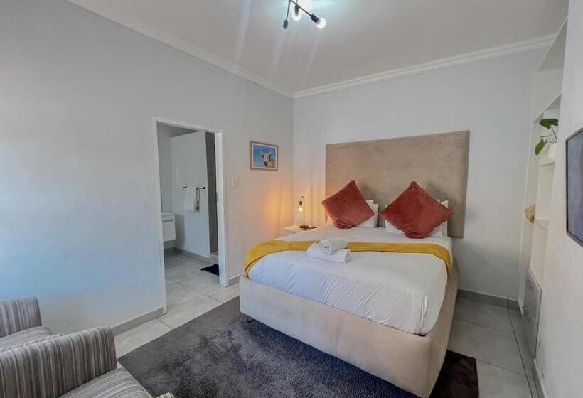 פנסיון Amoris Guesthouse   In Brooklyn