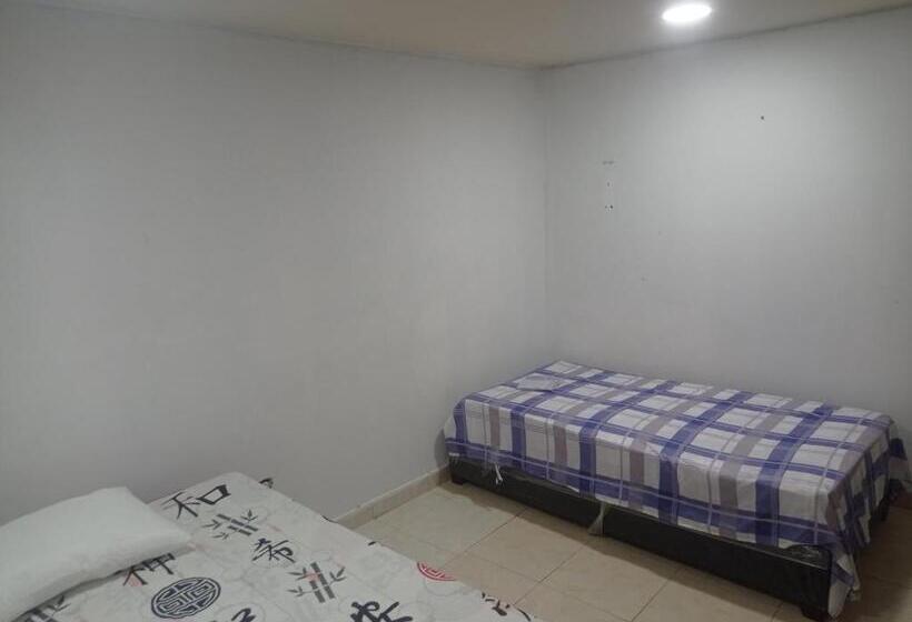 پانسیون Casa Blanca Ciudad Jardín