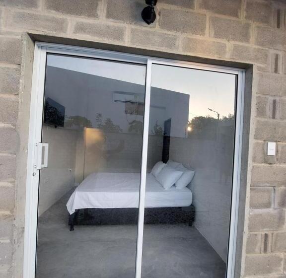 پانسیون Casa Monros