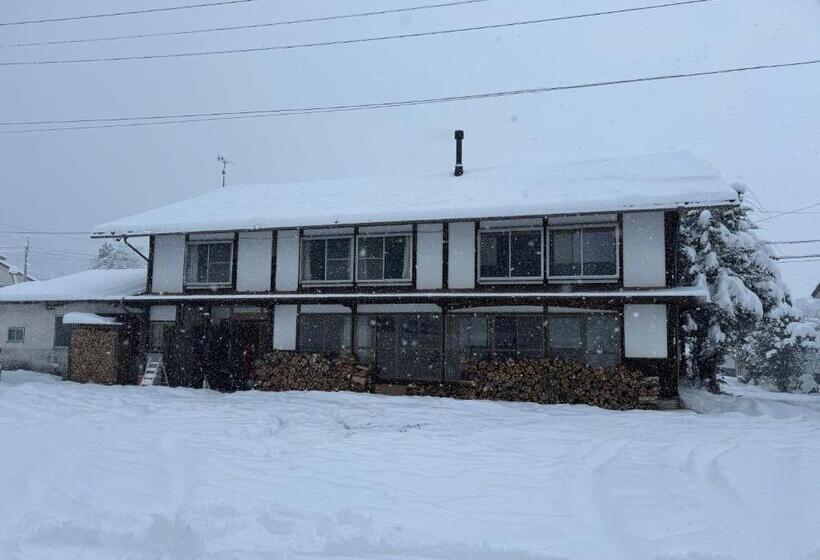 Pensionat 白馬の黒馬　darkhorse @hakuba