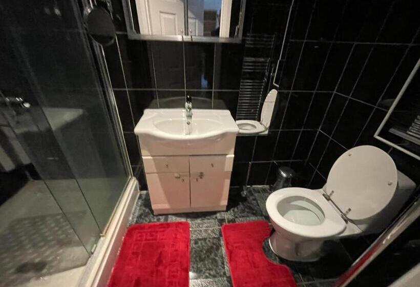 Пансион Double Room En Suite Free Parking